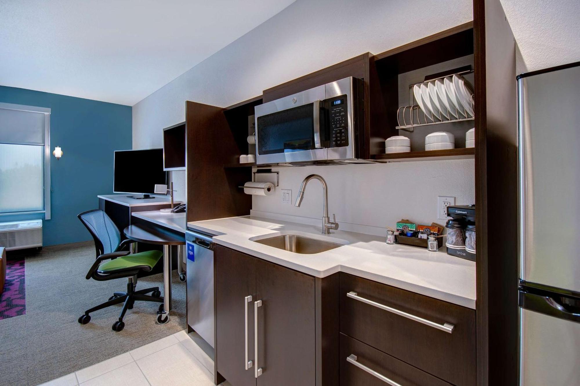 Home2 Suites By Hilton Burleson Dış mekan fotoğraf