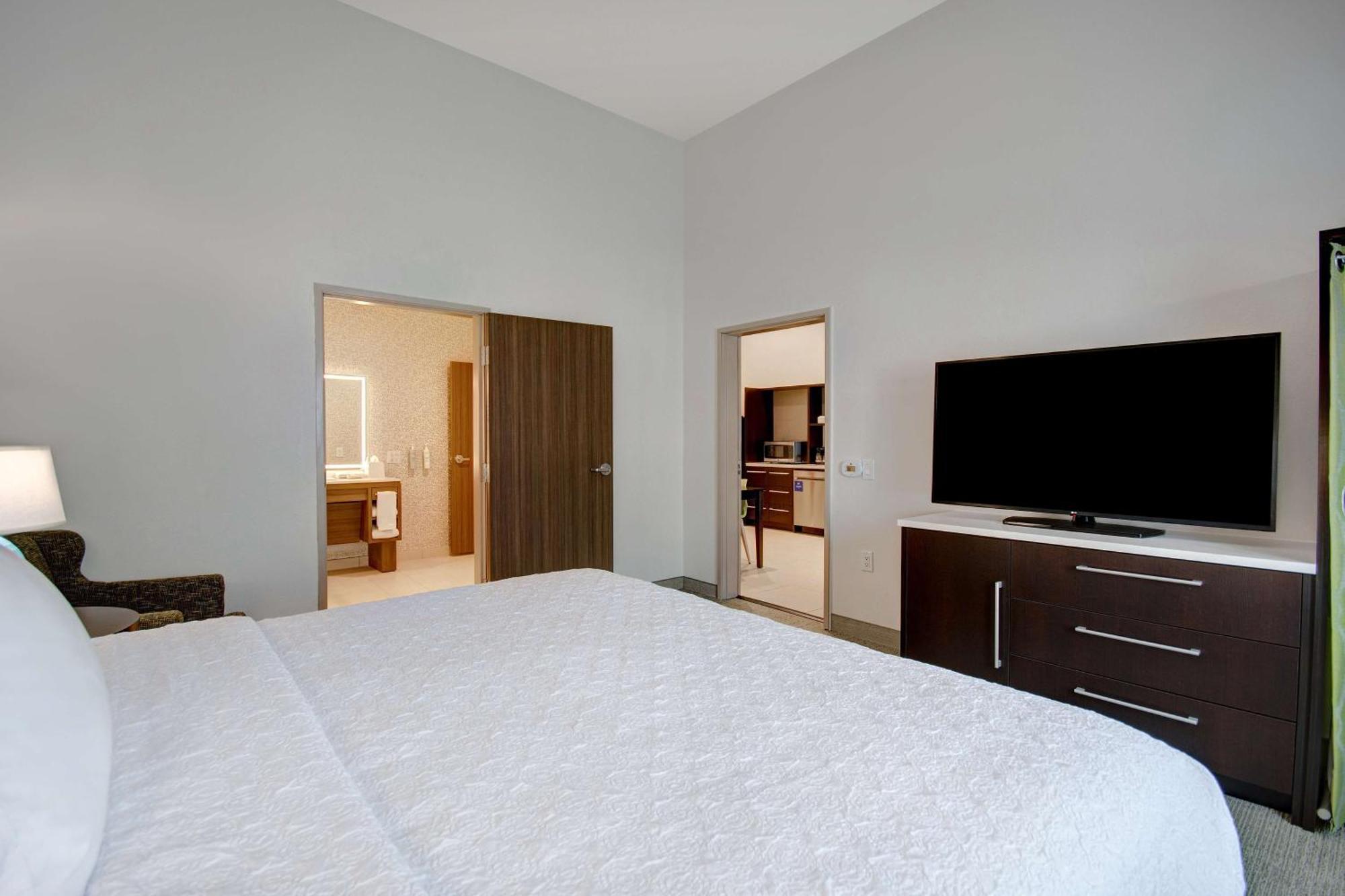 Home2 Suites By Hilton Burleson Dış mekan fotoğraf